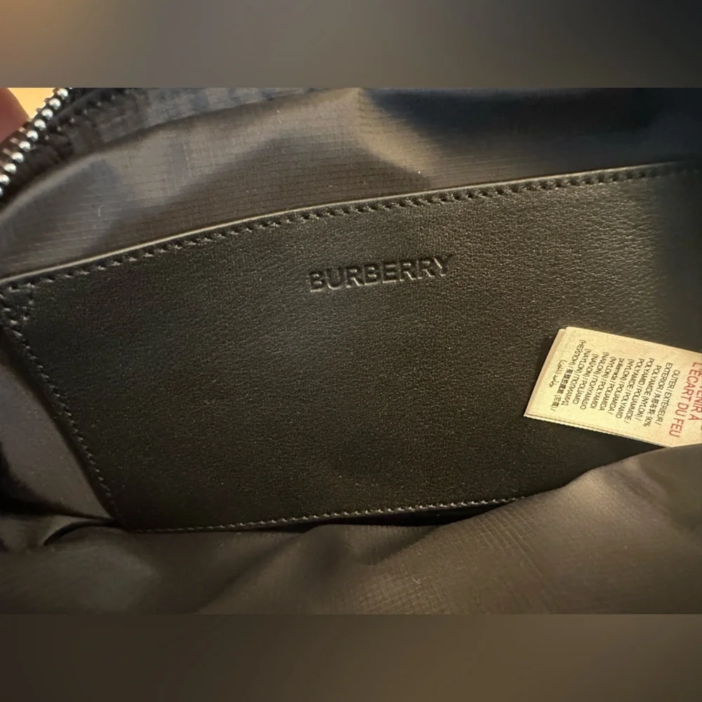 Burberry Black Belt Bag for Men - Picture 3 of 4